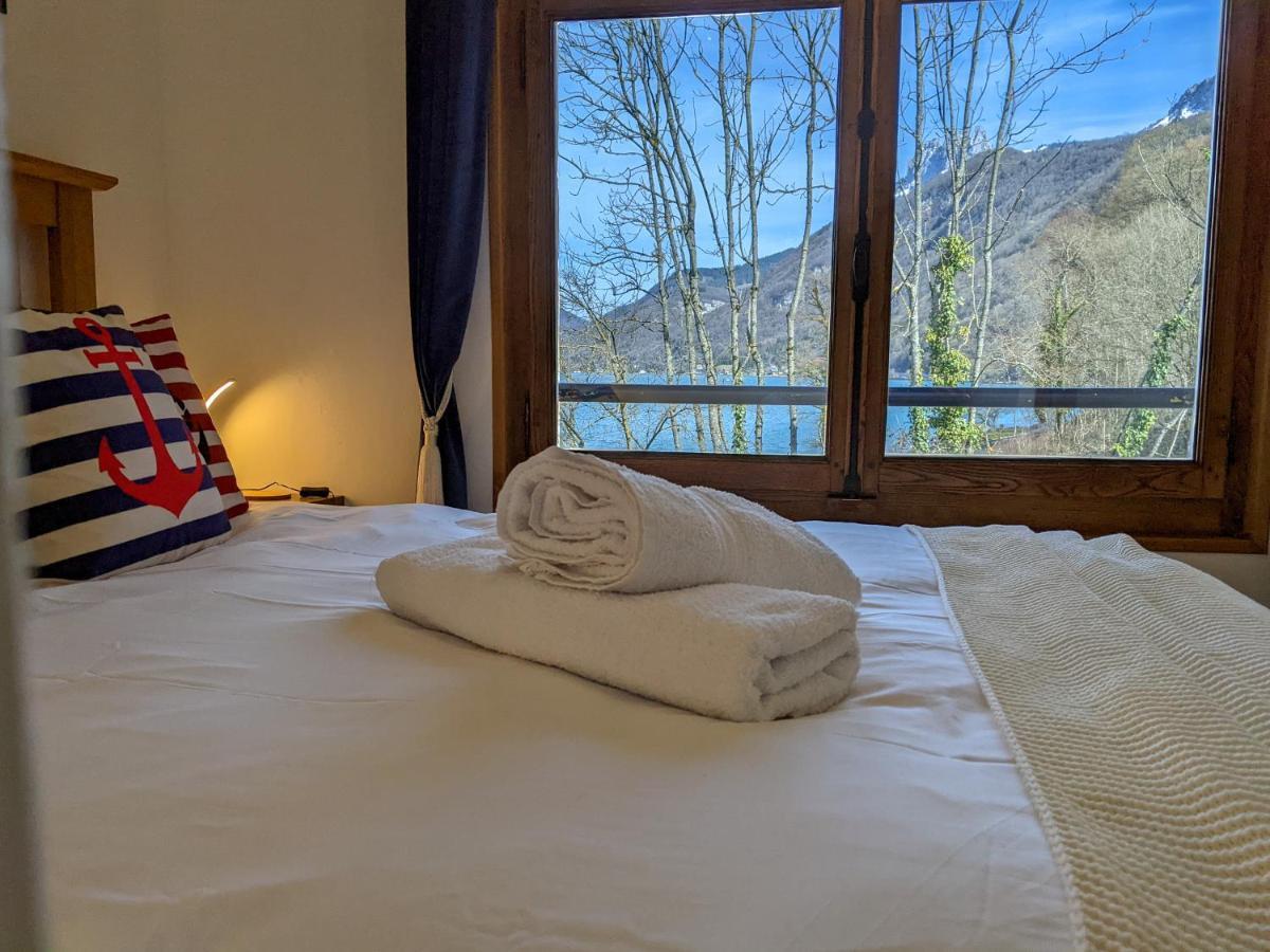 דוסאר Reflet Bleu Du Lac D'Annecy 3 Etoiles - Face Au Lac, Parking Gratuit, Paddle Board מראה חיצוני תמונה
