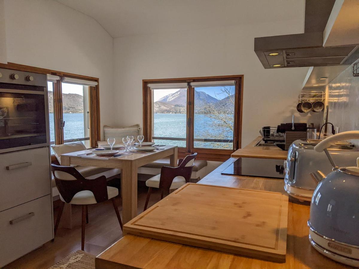 דוסאר Reflet Bleu Du Lac D'Annecy 3 Etoiles - Face Au Lac, Parking Gratuit, Paddle Board מראה חיצוני תמונה