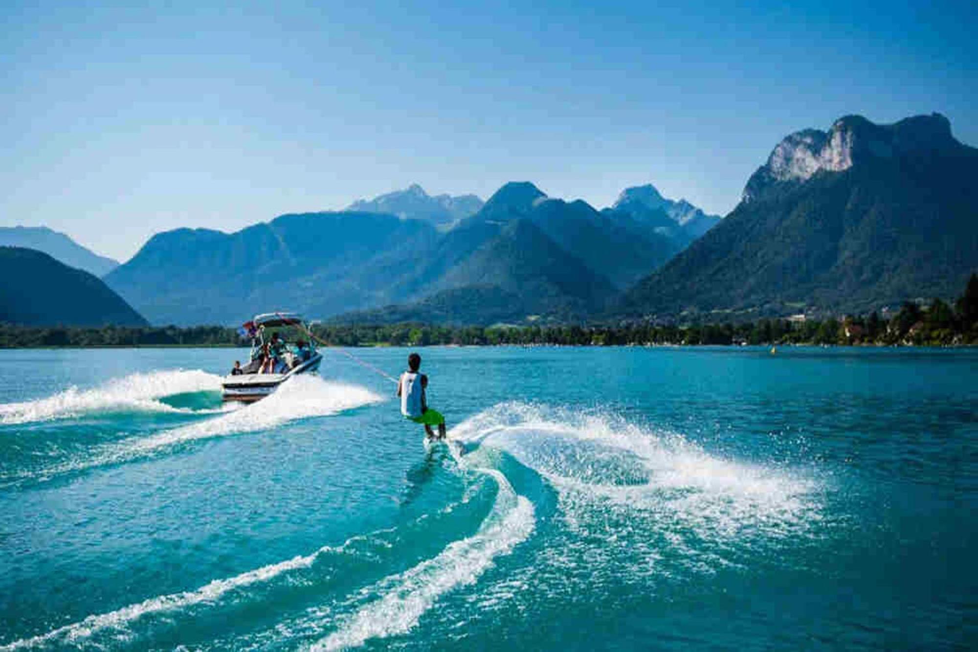 דוסאר Reflet Bleu Du Lac D'Annecy 3 Etoiles - Face Au Lac, Parking Gratuit, Paddle Board מראה חיצוני תמונה